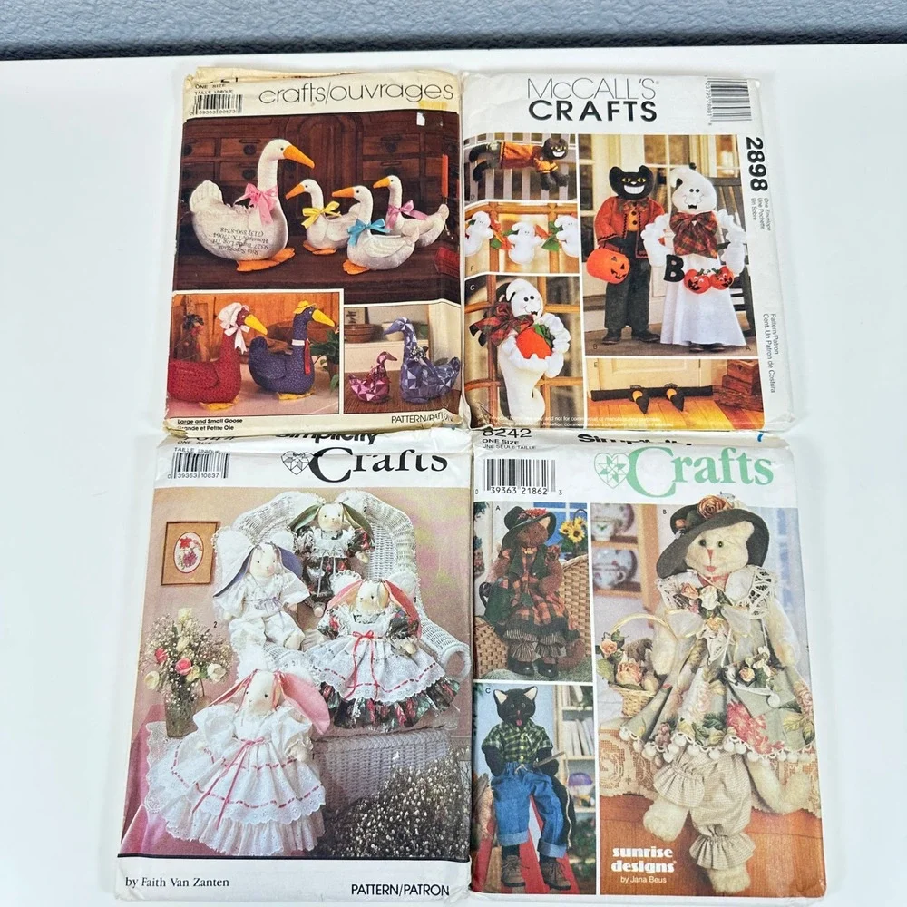 VTG LOT of 13 Craft Sewing Patterns McCalls Simplicity Butterick Holiday Animals
